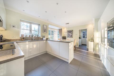 22 Fulmer Drive, Gerrards Cross, SL9 7HJ