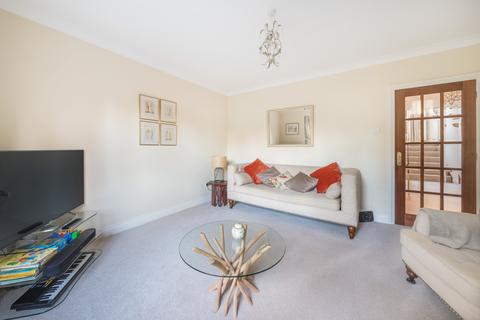 22 Fulmer Drive, Gerrards Cross, SL9 7HJ