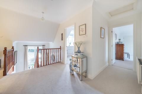 22 Fulmer Drive, Gerrards Cross, SL9 7HJ