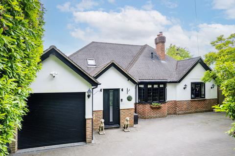 Farthing House Chestnut Walk, Felcourt, East Grinstead, RH19 2LB