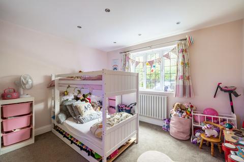 Farthing House Chestnut Walk, Felcourt, East Grinstead, RH19 2LB