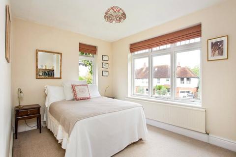 11 Bolton Crescent, Windsor, SL4 3JH