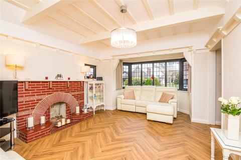 57 Broadclyst Gardens, Southend-on-sea, SS1 3QS