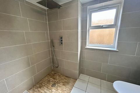 320 Fishponds Road, Eastville, Bristol, BS5 6RA