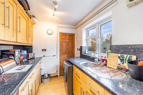 2 bedroom semi-detached house for sale, Skirbeck Road, PE21