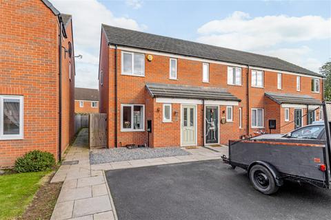 2 bedroom semi-detached house for sale, Nightingale Road, PE20