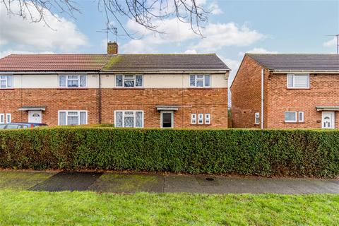 3 bedroom semi-detached house for sale, Elizabeth Road, PE21