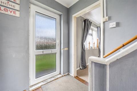 3 bedroom semi-detached house for sale, Elizabeth Road, PE21