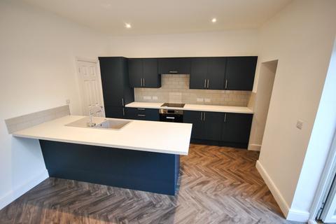 24 Armoury Square, Bristol, BS5 0PT