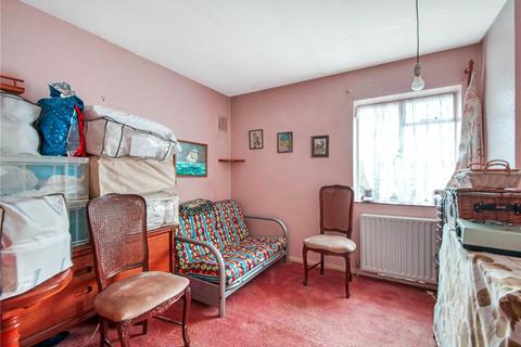 32 Thorn Close, Bromley, BR2 8DH