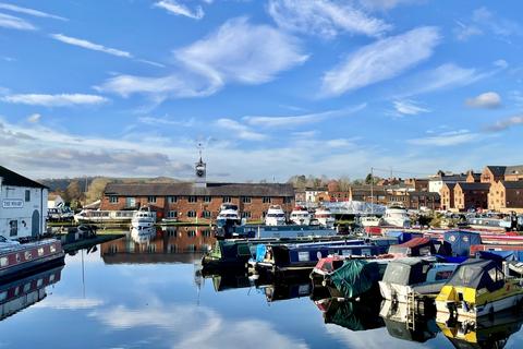 3 bedroom townhouse for sale, Severn Side, Stourport-on-Severn, DY13