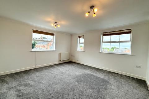 2 bedroom apartment for sale, Godfrey Gardens, Chartham, Canterbury, Kent, CT4