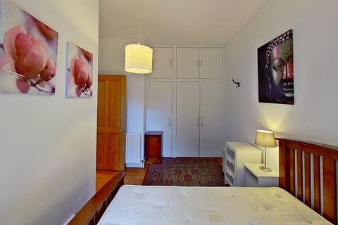 1 bedroom flat to rent, Yeaman Place, Edinburgh, EH11