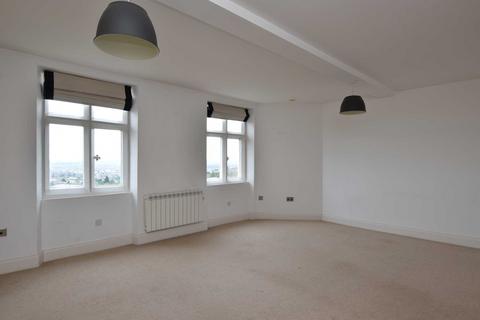 2 bedroom apartment to rent, Wells Road, Wells Road