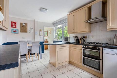 10 Almond Close, Old Basing, Basingstoke, RG24 7DW