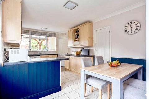 10 Almond Close, Old Basing, Basingstoke, RG24 7DW