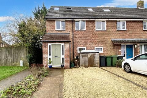 3 bedroom end of terrace house for sale, Rowlings Road, Winchester, SO22