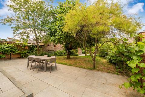 3 bedroom detached house for sale, Victorian Grove, London, N16