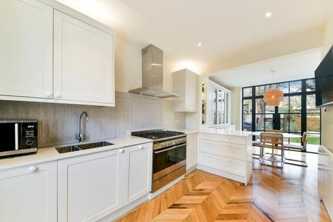 3 bedroom detached house for sale, Victorian Grove, London, N16.