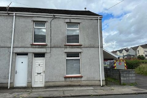 3 bedroom end of terrace house for sale, Heol Maes Y Dre, Ystradgynlais, Swansea.