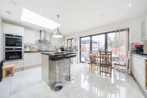49 Falling Lane, Yiewsley, West Drayton, UB7 8AB