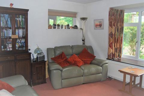 10 Grafton Close, Redditch, B98 7TR