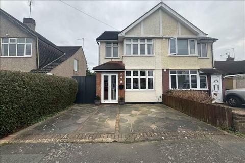 74 Hereford Road, Feltham, TW13 5BS
