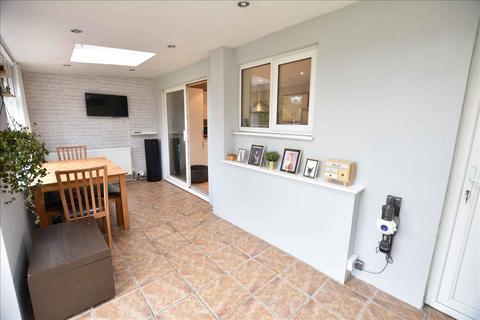 74 Hereford Road, Feltham, TW13 5BS