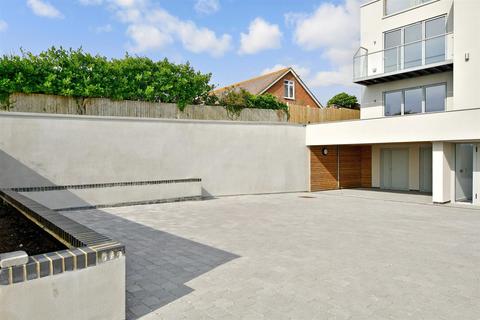 2 bedroom ground floor flat for sale, Marine Drive, Brighton, East Sussex