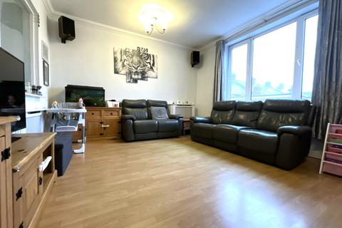 3 bedroom maisonette for sale - Osborne Avenue, South Shields, Tyne and Wear, NE33