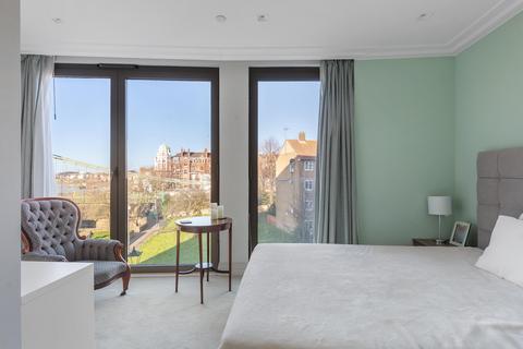 2 bedroom flat for sale, Crisp Road, London, W6