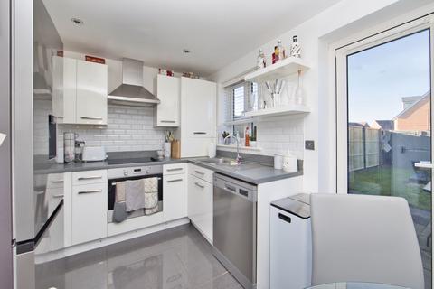 8 Bishop Close, Margate, CT9 4FP