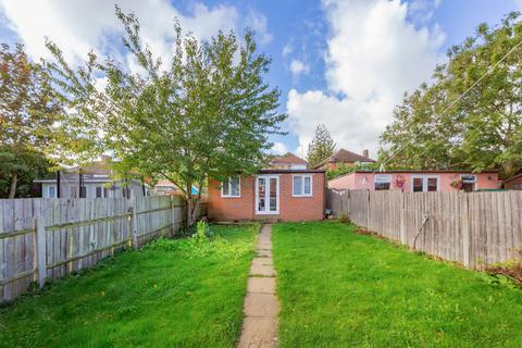 5 bedroom semi-detached house for sale, Enfield EN2