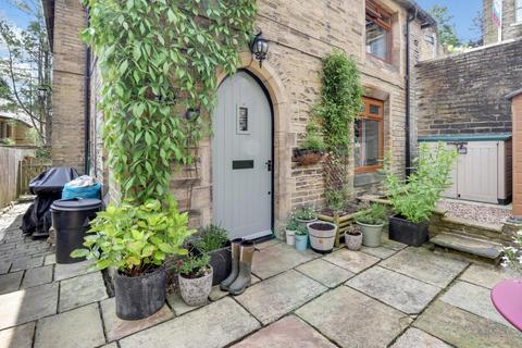 3 bedroom detached house for sale, The School House 18 New Road, Luddenden, Halifax