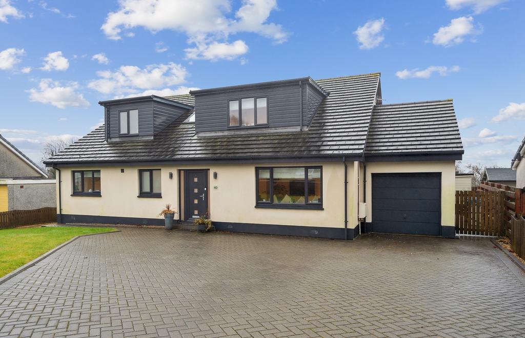 Kildonan Drive, Helensburgh, Argyll and Bute, G84 9SA 4 bed detached