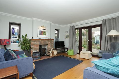 20 Haven Drive, Herne Bay, CT6 6RG