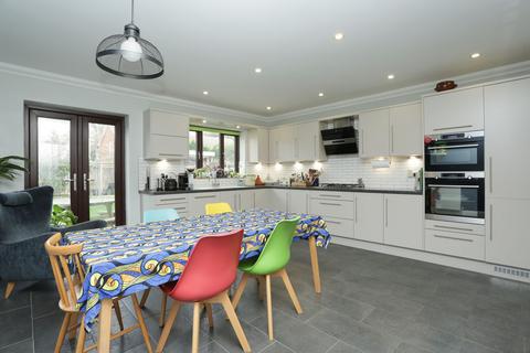 20 Haven Drive, Herne Bay, CT6 6RG