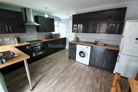 5 bedroom semi-detached house to rent, Spring Terrace, Reading