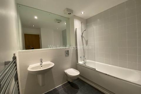 1 bedroom apartment to rent, Ellesmere Street, Manchester M15