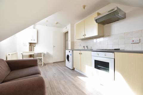 1 bedroom flat to rent - Crescent Road, Luton LU2
