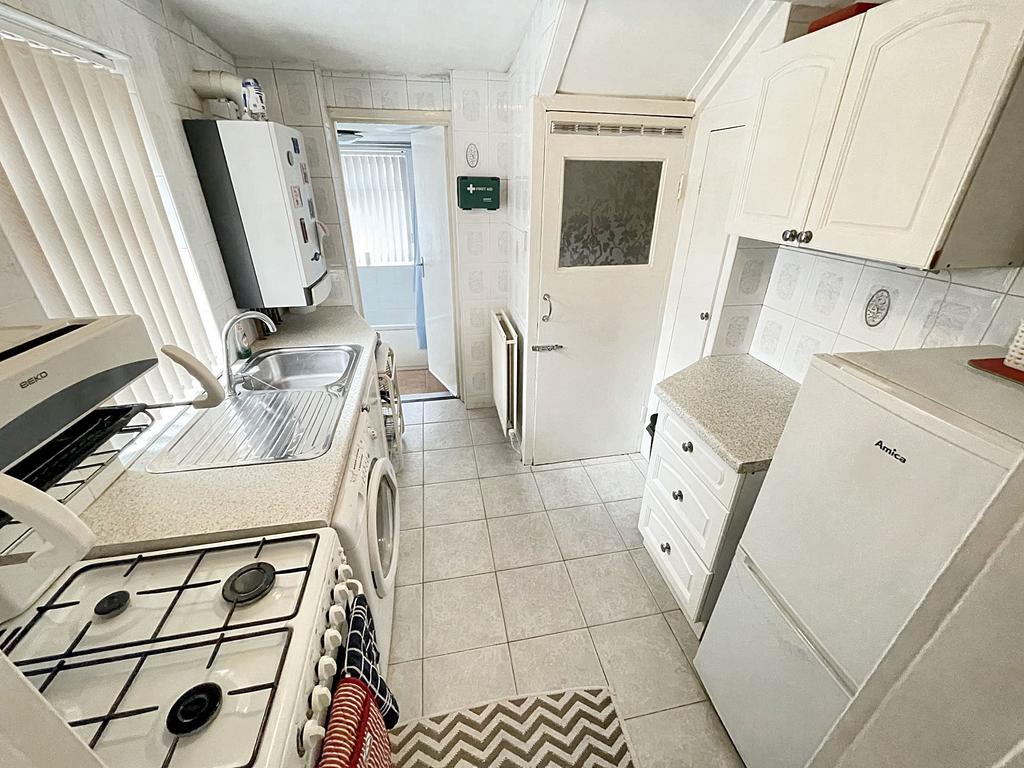 Birchington Avenue, West Park, South... 3 bed flat for sale £90,000