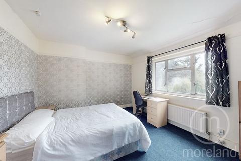 3 bedroom semi-detached house for sale, Basing Hill, London NW11