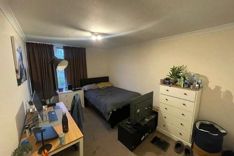 undefined, Coningsby, Bracknell, Berkshire, RG12