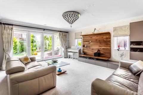 5 bedroom link detached house for sale, Pitt Rivers Close, Guildford, Surrey, GU1.