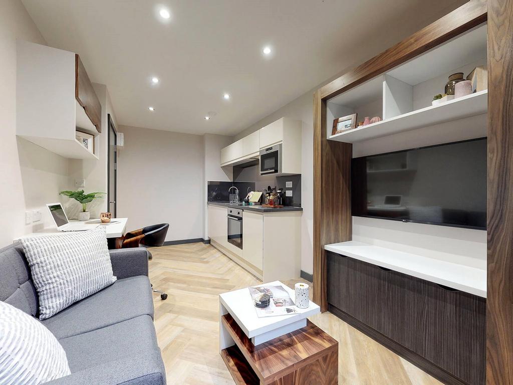 Apartment in Leeds, West Yorkshire - View 3