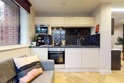 undefined, Apt 40, Live Oasis Belgrave Street LS2