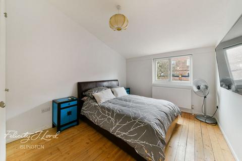 42 Berkeley Walk, London, N7 7RS