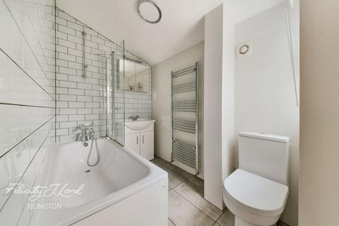 42 Berkeley Walk, London, N7 7RS