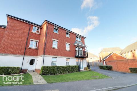 42 Cirrus Drive, Shinfield, Reading, RG2 9FL