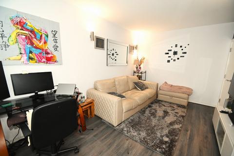 9 Sovereign Heights, Slough, SL3 8PZ